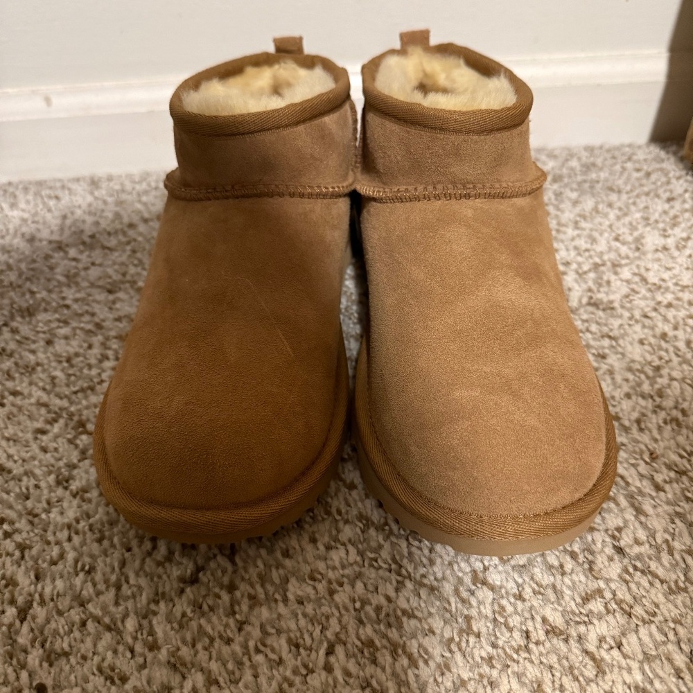 Uggs Ultra Mini